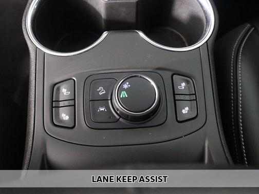 Summit White 2022 GMC Terrain SLT