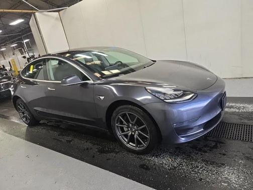 2019 Tesla Model 3 Mid Range