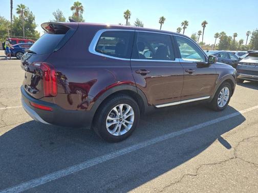 2022 Kia Telluride LX