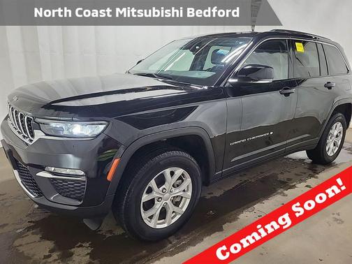 Diamond Black Crystal Pearlcoat 2023 Jeep Grand Cherokee Limited