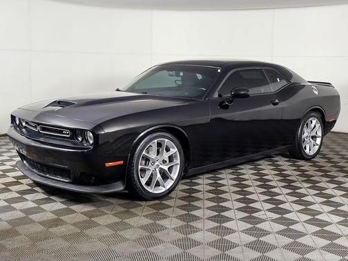 Pitch Black Clearcoat 2022 Dodge Challenger GT