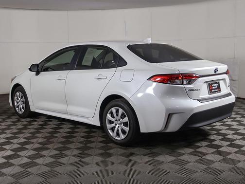Wind Chill Pearl 2024 Toyota Corolla Hybrid SE