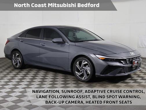 2025 Hyundai ELANTRA SEL