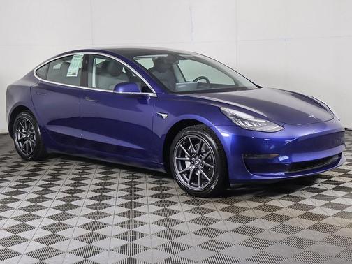 2019 Tesla Model 3 Mid Range