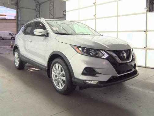 2022 Nissan Rogue Sport SV