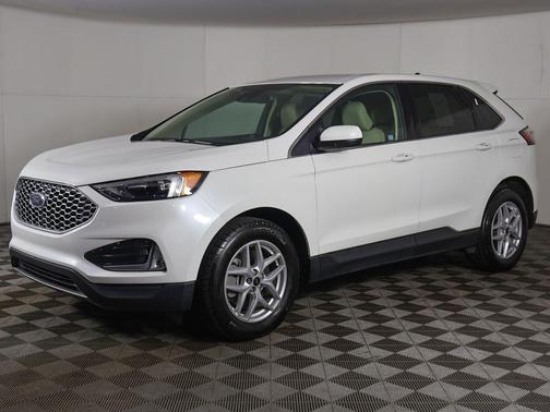 Star White Metallic Tri-Coat 2024 Ford Edge SEL