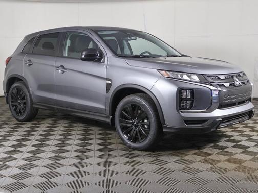 Mercury Gray Metallic 2027 Mitsubishi Outlander Sport 2.0 LE