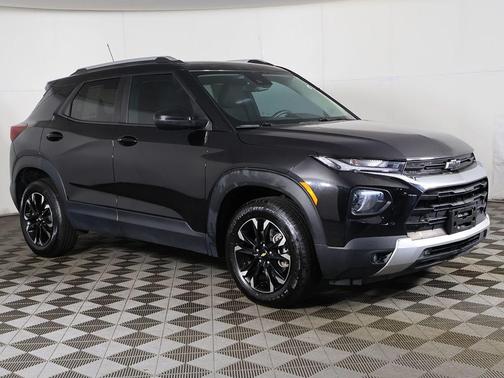 Mosaic Black Metallic 2023 Chevrolet Trailblazer LT