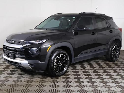 Mosaic Black Metallic 2023 Chevrolet Trailblazer LT