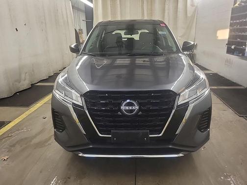 2023 Nissan Kicks S