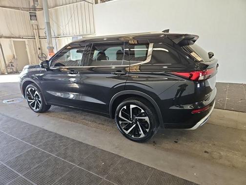 2022 Mitsubishi Outlander SEL 2.5 2WD