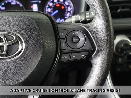 Super White 2020 Toyota RAV4 Hybrid XLE