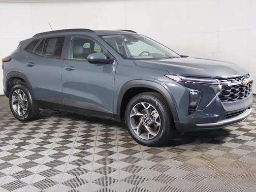 Cypress Gray 2025 Chevrolet Trax LT