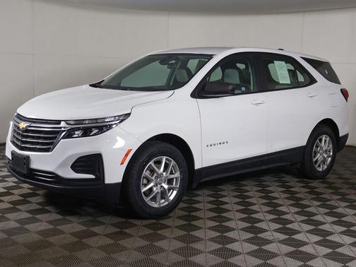 Summit White 2022 Chevrolet Equinox LS