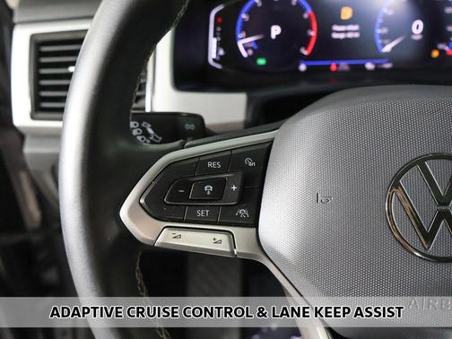 Platinum Gray Metallic 2021 Volkswagen Atlas SEL Premium
