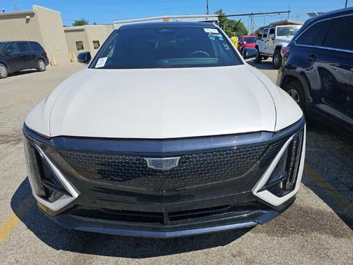 2025 Cadillac LYRIQ Sport