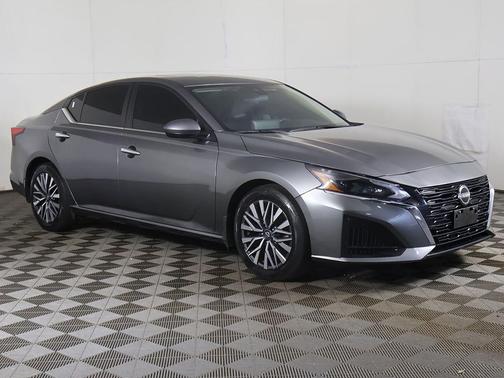 Gun Metallic 2023 Nissan Altima 2.5 SV