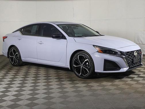 2024 Nissan Altima SR FWD