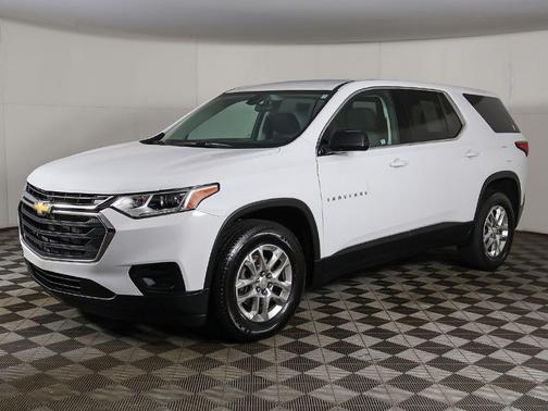 Summit White 2020 Chevrolet Traverse LS