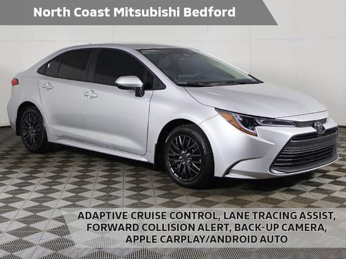 Classic Silver Metallic 2025 Toyota Corolla LE