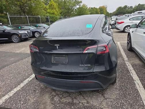 2023 Tesla Model Y Long Range Dual Motor All-Wheel Drive