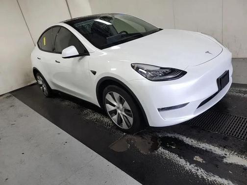2023 Tesla Model Y Long Range Dual Motor All-Wheel Drive