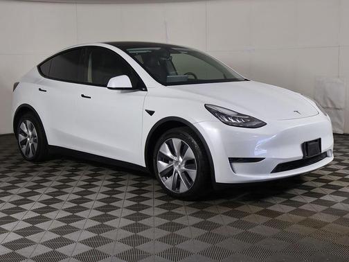 2023 Tesla Model Y Long Range Dual Motor All-Wheel Drive