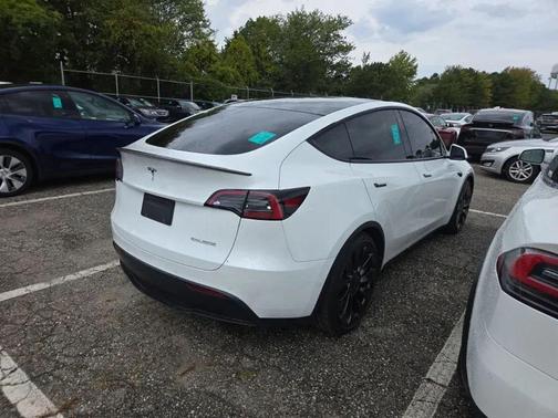 2022 Tesla Model Y Performance Dual Motor All-Wheel Drive