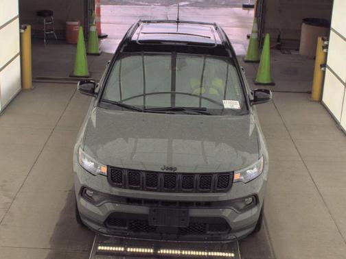 Sting-Gray Clearcoat 2023 Jeep Compass Latitude
