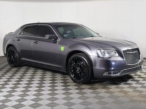 2019 Chrysler 300 Touring