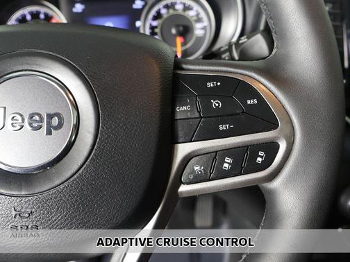 Granite Crystal Metallic Clearcoat 2022 Jeep Cherokee Limited