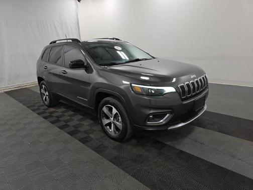 Granite Crystal Metallic Clearcoat 2022 Jeep Cherokee Limited