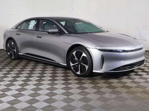 Quantum Grey Metallic 2024 Lucid Air Pure
