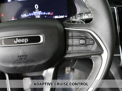 Bright White Clearcoat 2024 Jeep Grand Cherokee L Altitude