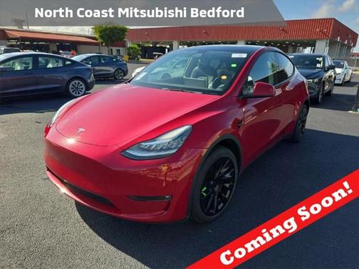 2022 Tesla Model Y Long Range Dual Motor All-Wheel Drive