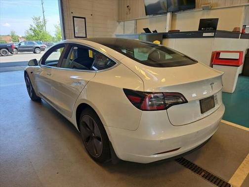 2020 Tesla Model 3 Standard Range
