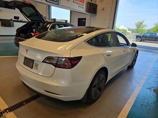 2020 Tesla Model 3 Standard Range