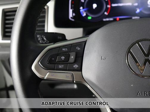 2022 Volkswagen Atlas 3.6L SE w/Technology