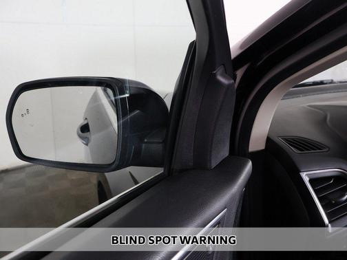 Black Metallic 2022 Ford Edge Titanium