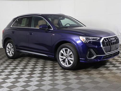 2023 Audi Q3 Premium 45 TFSI S line quattro Tiptronic