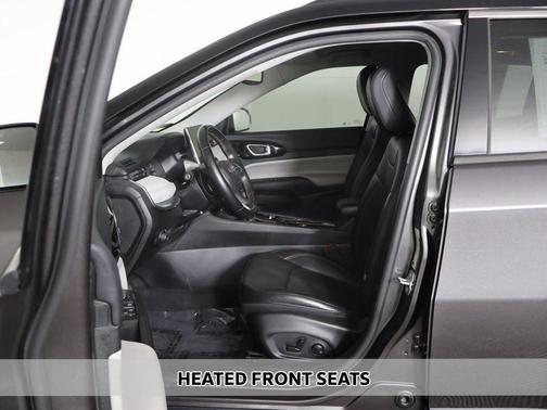Granite Crystal Metallic Clearcoat 2022 Jeep Compass Limited