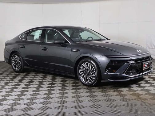2024 Hyundai SONATA Hybrid Limited