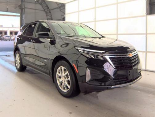 Mosaic Black Metallic 2023 Chevrolet Equinox 1LT