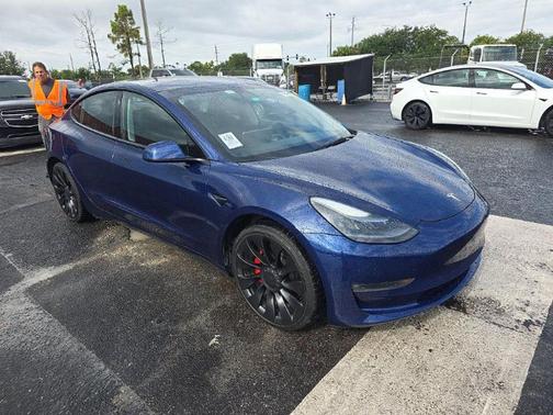 Deep Blue Metallic 2023 Tesla Model 3 Performance