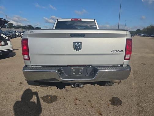 2018 RAM 3500 Tradesman Crew Cab 4x4 6'4' Box