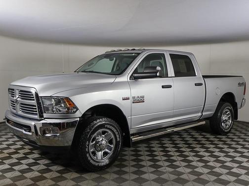 2018 RAM 3500 Tradesman Crew Cab 4x4 6'4' Box