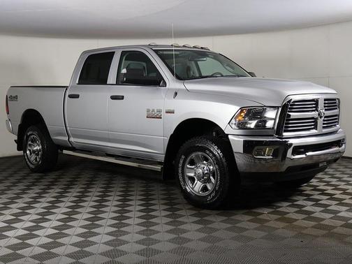 2018 RAM 3500 Tradesman Crew Cab 4x4 6'4' Box
