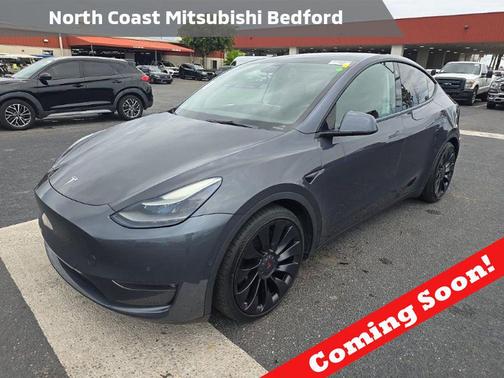 Gray 2022 Tesla Model Y Performance Dual Motor All-Wheel Drive