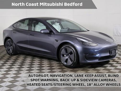 Midnight Silver Metallic 2023 Tesla Model 3 Standard Range