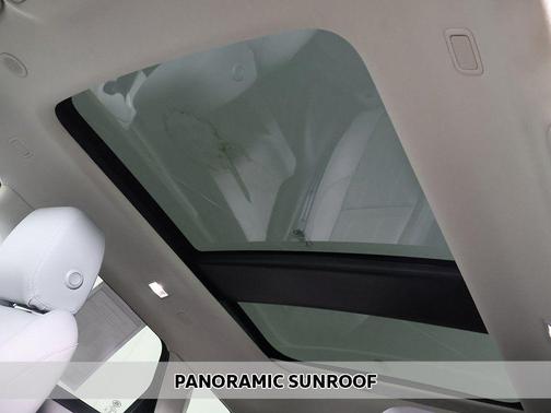 Gray 2022 Land Rover Range Rover Evoque SE